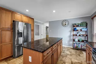 1714 Greening Ln, Kirkwood, MO 63122 - Photo 11