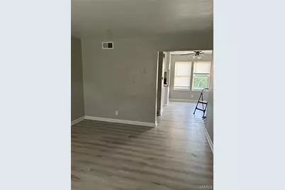 9548 Chamblin Drive, Saint Louis, MO 63123 - Photo 7