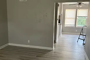 9548 Chamblin Dr, Saint Louis, MO 63123 - Photo 7