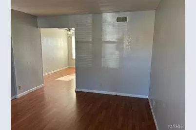9548 Chamblin Drive, Saint Louis, MO 63123 - Photo 17