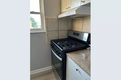 9548 Chamblin Drive, Saint Louis, MO 63123 - Photo 11