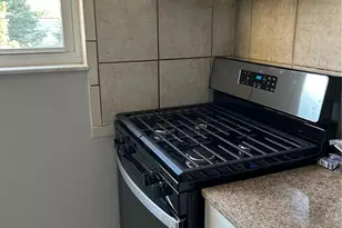 9548 Chamblin Dr, Saint Louis, MO 63123 - Photo 11