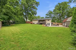 32 W Meadow Ln, Ellisville, MO 63021 - Photo 29