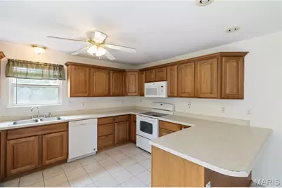 123 Williamsburg Drive, Crystal City, MO 63019 - Photo 3