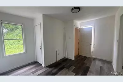 2935 Alger Avenue, Saint Louis, MO 63121 - Photo 5