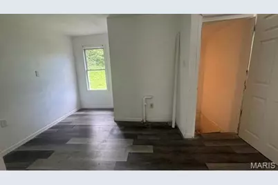 2935 Alger Avenue, Saint Louis, MO 63121 - Photo 3