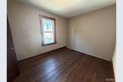 8733 Mavis Place, Saint John, MO 63114 - Photo 11