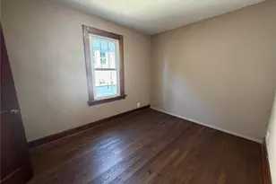 8733 Mavis Pl, Saint John, MO 63114 - Photo 11