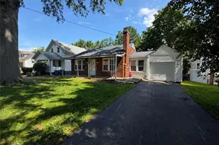 8733 Mavis Pl, Saint John, MO 63114 - Photo 1