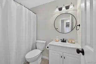 807 Gaillard Ct, Ballwin, MO 63011 - Photo 19