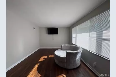 9921 Norbridge Lane, Saint Louis, MO 63137 - Photo 3