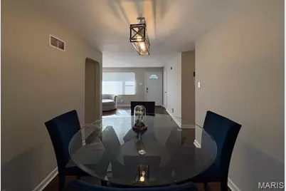 9921 Norbridge Lane, Saint Louis, MO 63137 - Photo 5