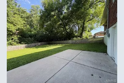 9921 Norbridge Lane, Saint Louis, MO 63137 - Photo 23