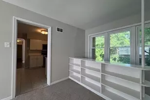 9921 Norbridge Ln, Saint Louis, MO 63137 - Photo 13