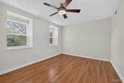 410 S Geyer Road, Kirkwood, MO 63122 - Photo 13