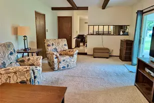 2828 Olde Gloucester Dr, Saint Charles, MO 63301 - Photo 5