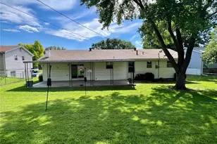 2828 Olde Gloucester Dr, Saint Charles, MO 63301 - Photo 29