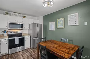 621 S Kirkwood Rd, Kirkwood, MO 63122 - Photo 11