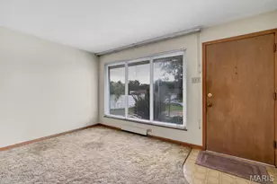 10629 Knollside Cir, Saint Louis, MO 63123 - Photo 7