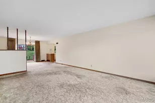 10629 Knollside Cir, Saint Louis, MO 63123 - Photo 9