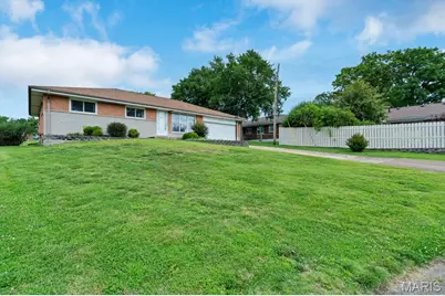 10629 Knollside Circle, Saint Louis, MO 63123 - Photo 49
