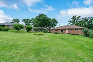 10629 Knollside Cir, Saint Louis, MO 63123 - Photo 41