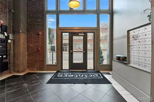 1627 Locust St, Saint Louis, MO 63103 - Photo 9