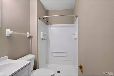 2423 Soundview Court, Florissant, MO 63031 - Photo 15