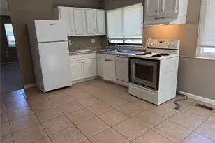 2423 Soundview Ct, Florissant, MO 63031 - Photo 3