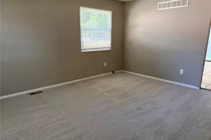 2423 Soundview Ct, Florissant, MO 63031 - Photo 5