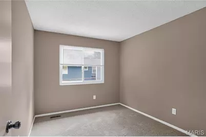 2423 Soundview Court, Florissant, MO 63031 - Photo 9