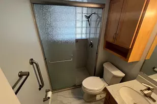 4102 Schlogl Dr, Unincorporated, MO 63125 - Photo 5