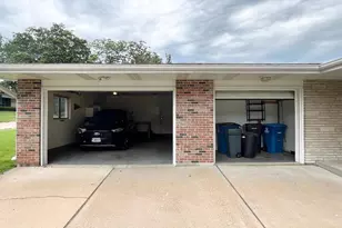4102 Schlogl Dr, Unincorporated, MO 63125 - Photo 7