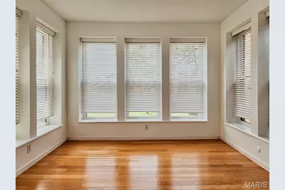 5567 Pershing Avenue #2W, Saint Louis, MO 63112 - Photo 5