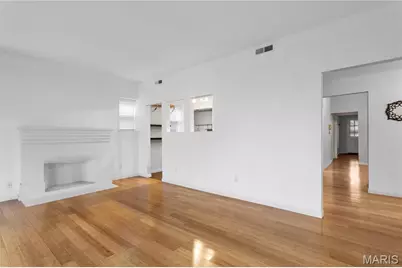 5567 Pershing Avenue #2W, Saint Louis, MO 63112 - Photo 3