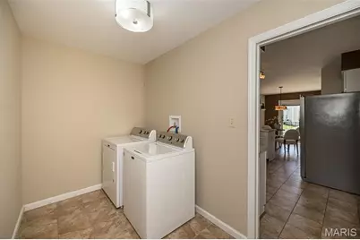 368 Clarendon Lane, Saint Charles, MO 63301 - Photo 9