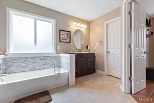 1910 Homefield Prairie Ct, O'Fallon, MO 63366 - Photo 17