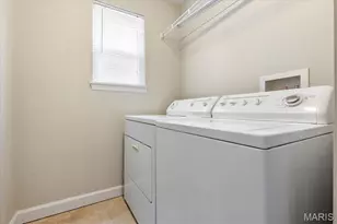 1910 Homefield Prairie Ct, O'Fallon, MO 63366 - Photo 9