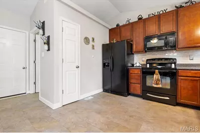 1910 Homefield Prairie Court, O'Fallon, MO 63366 - Photo 7