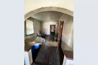 7819 Vermont Avenue, Saint Louis, MO 63111 - Photo 3