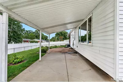 723 Woodward Drive, Saint Louis, MO 63125 - Photo 7