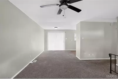 12083 Garden Lane, Saint Louis, MO 63138 - Photo 11