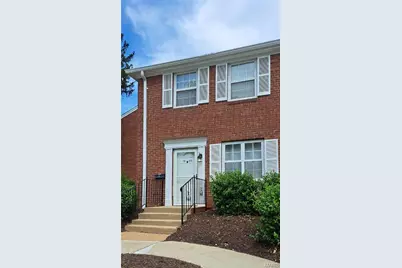 1630 E Swan Circle, Brentwood, MO 63144 - Photo 1