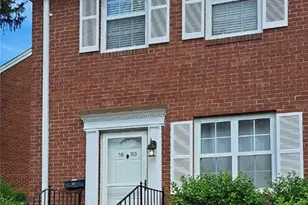 1630 E Swan Cir, Brentwood, MO 63144 - Photo 1