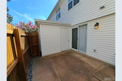 1630 E Swan Circle, Brentwood, MO 63144 - Photo 5