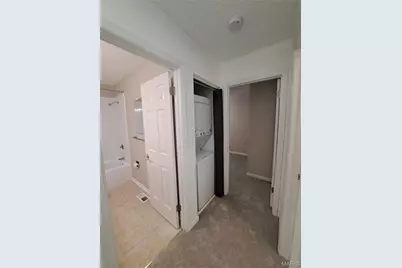 1630 E Swan Circle, Brentwood, MO 63144 - Photo 11