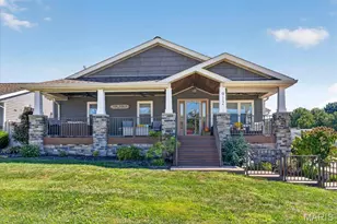 912 N Main St, O'Fallon, MO 63366 - Photo 1