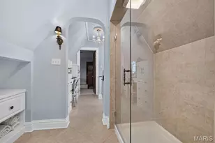 638 Sherwood Dr, Webster Groves, MO 63119 - Photo 31