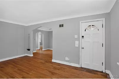 9013 Pallardy Lane, Overland, MO 63114 - Photo 7