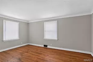 9013 Pallardy Ln, Overland, MO 63114 - Photo 11